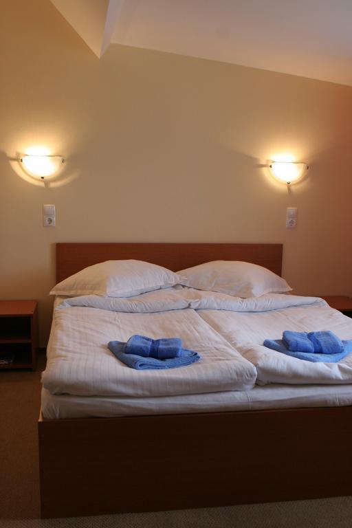 Hotel Pamira Sibiu Chambre photo