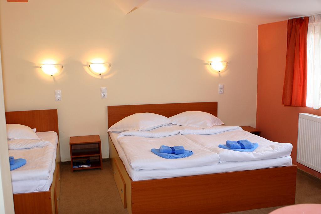 Hotel Pamira Sibiu Chambre photo