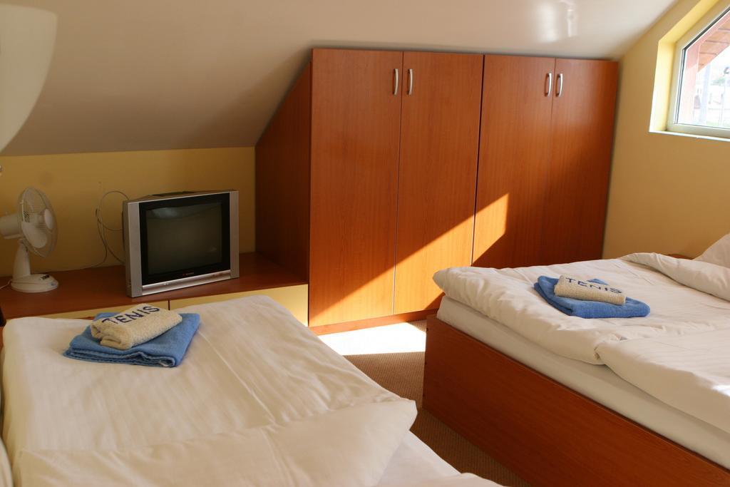 Hotel Pamira Sibiu Chambre photo